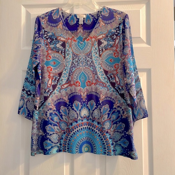 Chico's Tops - Chico’s BOHO V-Neck Blouse Size 1 (Medium 8)